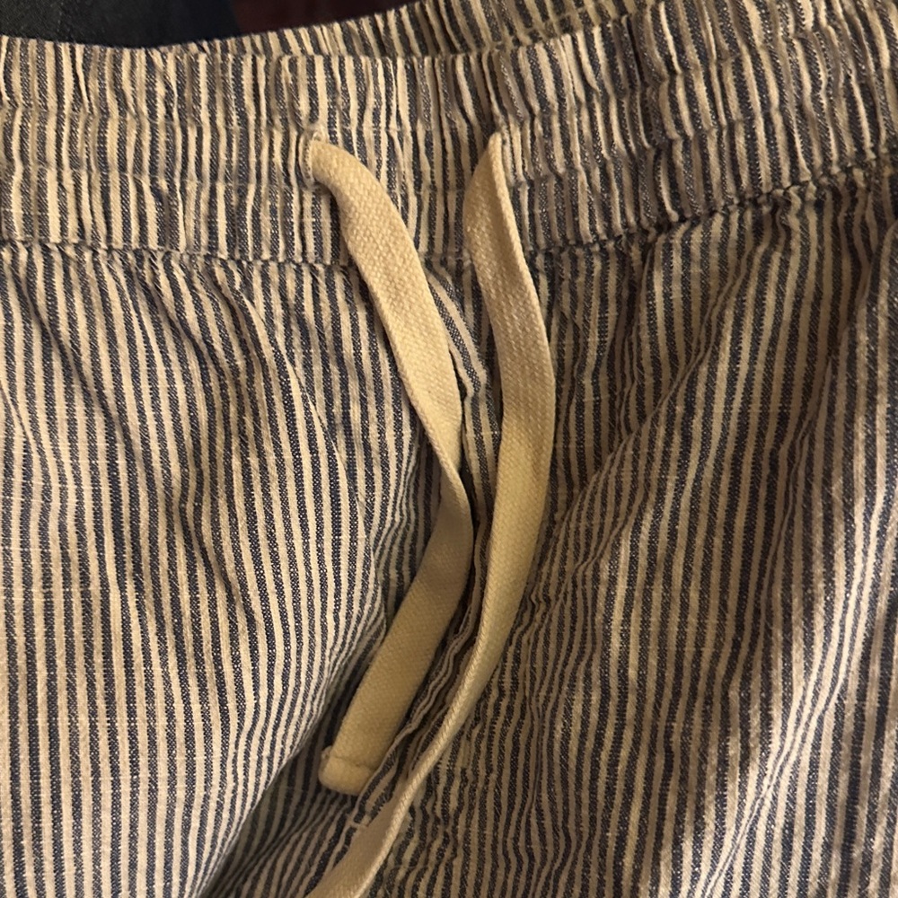 Vineyard Vines Navy and Cream Striped Drawstring Joggers